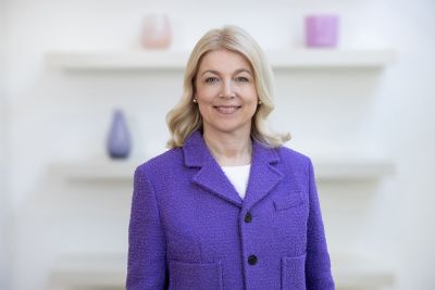 Neue Medizinische Geschäftsführerin am Klinikum Bielefeld: Prof. Dr. med. Annegret Kuhn, MBA (58), ist Ärztin, Wissenschaftlerin, Hochschullehrerin und Managerin im Gesundheitswesen.