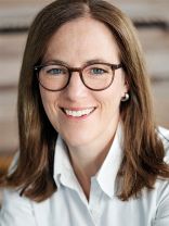Portraitfoto von Sandra Knicker