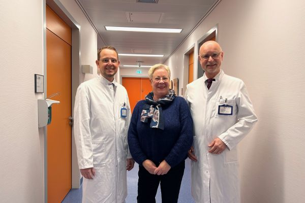 JPG Weltkrebstag Dr. S. Wojcinski, Bettina F., Prof. W. Bader