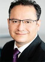 Dr. Daniel Valdivia