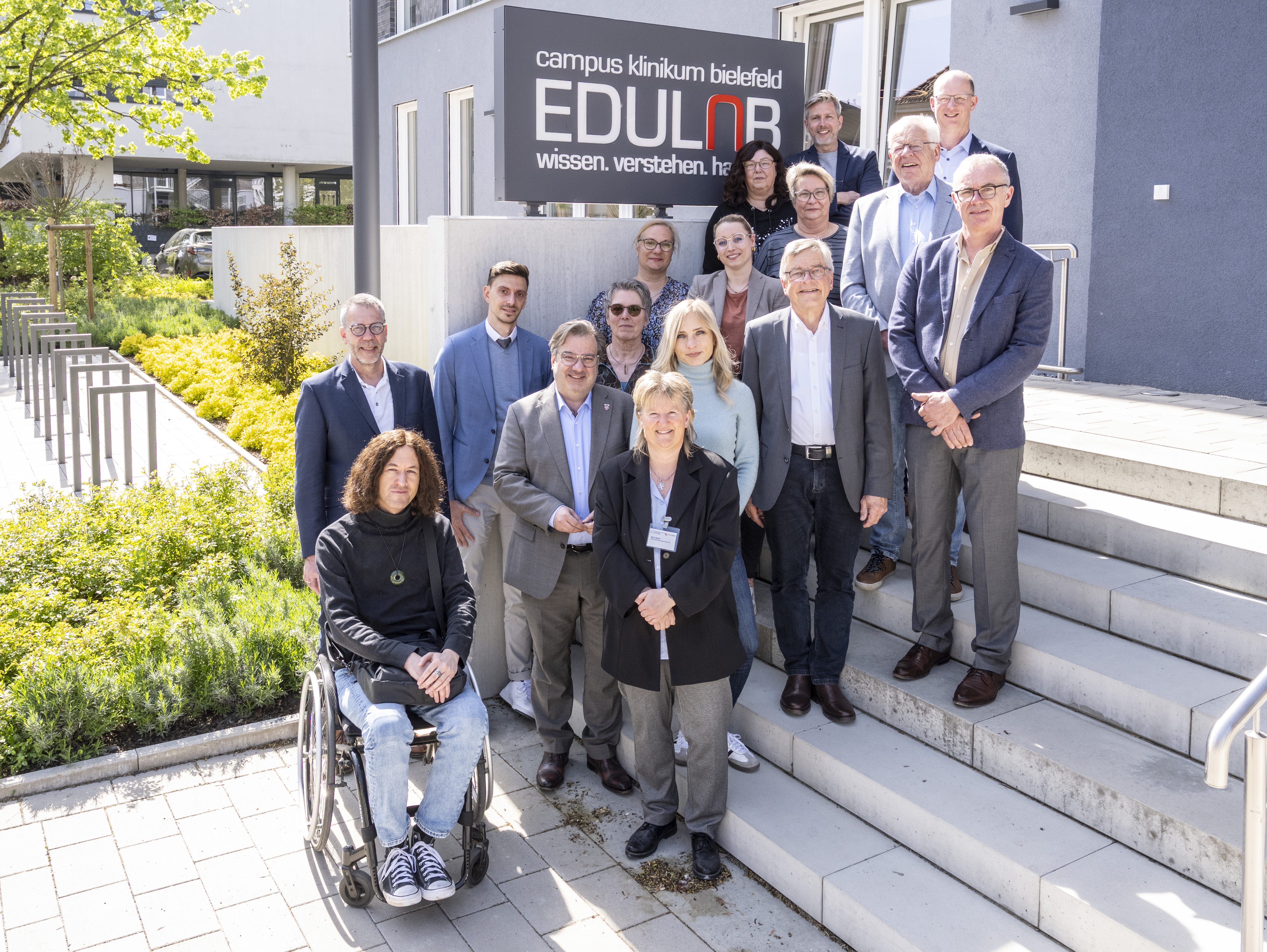 Der neu gewählte Aufsichtsrat des Klinikums Bielefeld mit dem neuen Vorsitzenden Vincenzo Copertino (4.v.l.).